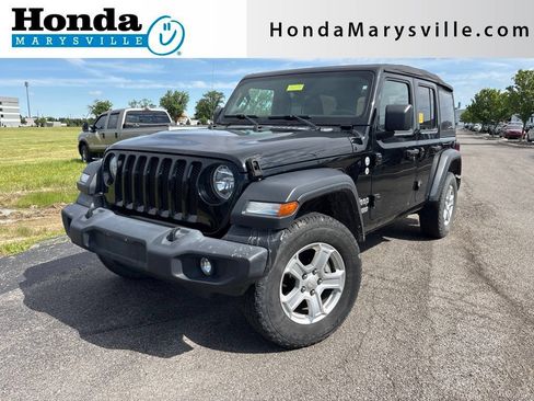 Used 2018 Jeep Wrangler Unlimited Sport S AWD/4WD image 1