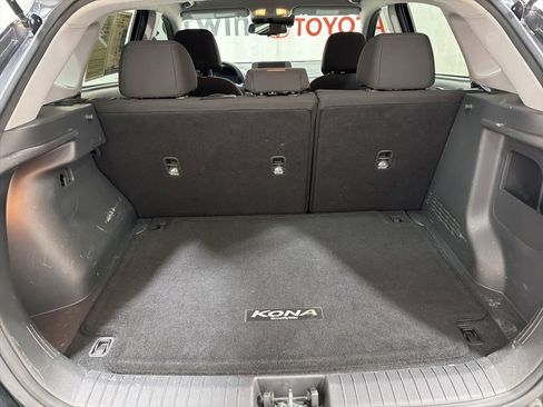 Used 2023 Hyundai Kona SEL FWD image 17