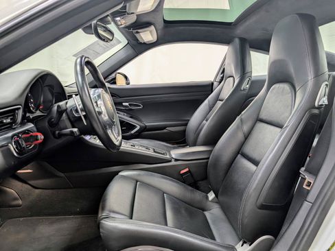 Used 2014 Porsche 911 Carrera image 16