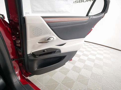 New 2025 Lexus ES 350 w/ Premium Package image 15