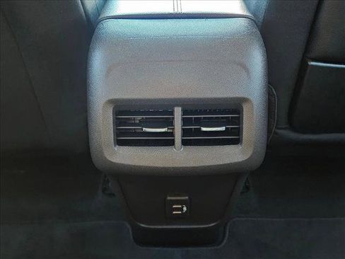 Certified 2024 GMC Terrain SLE image 17