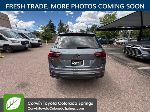 Used 2022 Volkswagen Tiguan SE AWD/4WD image 6