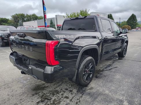 Used 2024 Toyota Tundra Limited AWD/4WD image 4