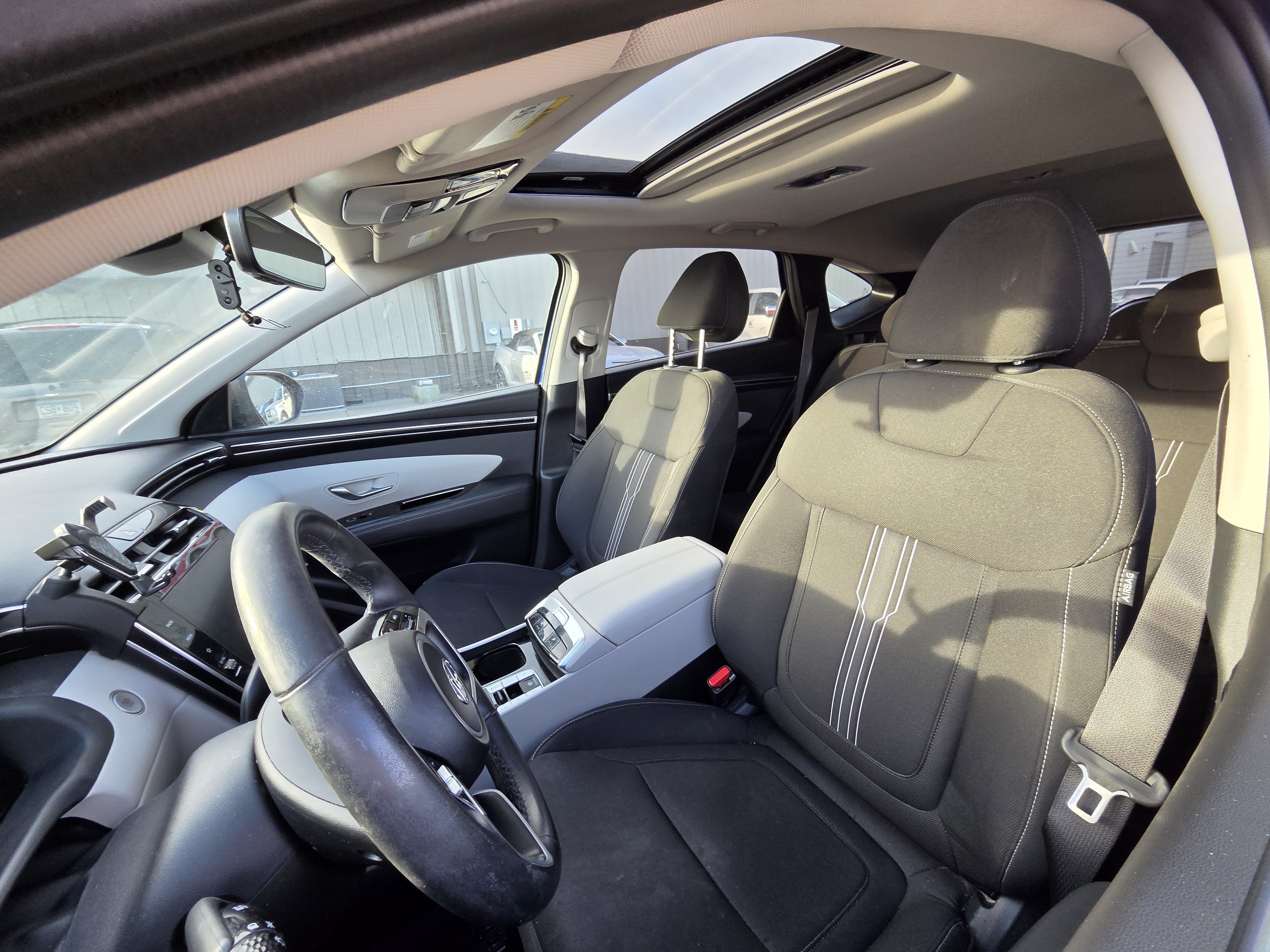 Used 2022 Hyundai Tucson SEL w/ Convenience Package AWD/4WD image 5