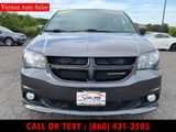 Used 2018 Dodge Grand Caravan SE image 2