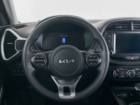 Used 2024 Kia Soul LX w/ Option Group 015 image 18