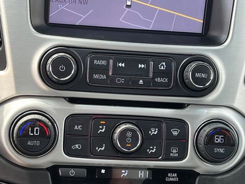 Used 2015 GMC Yukon XL SLT w/ Open Road Package image 28