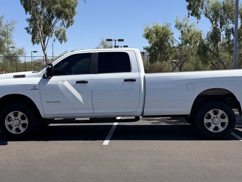 Used 2023 RAM 2500 Big Horn w/ Level 1 Equipment Group AWD/4WD image 2