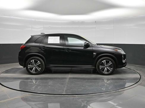 Used 2022 Mitsubishi Outlander Sport ES FWD image 9