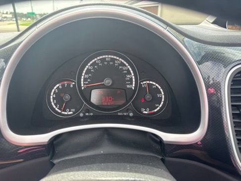 Used 2013 Volkswagen Beetle 2.0T FWD image 11