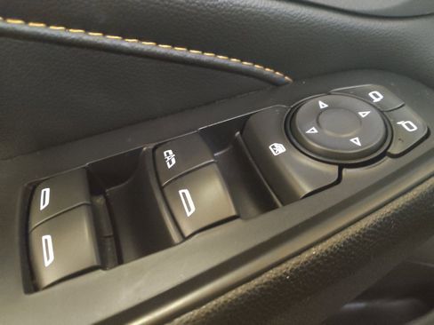 Used 2021 Chevrolet Traverse LT AWD/4WD image 27
