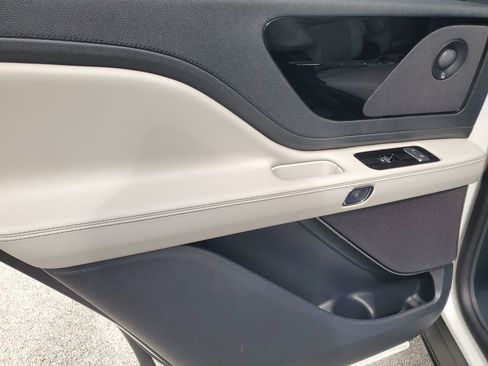 New 2026 Lincoln Aviator Reserve RWD image 9