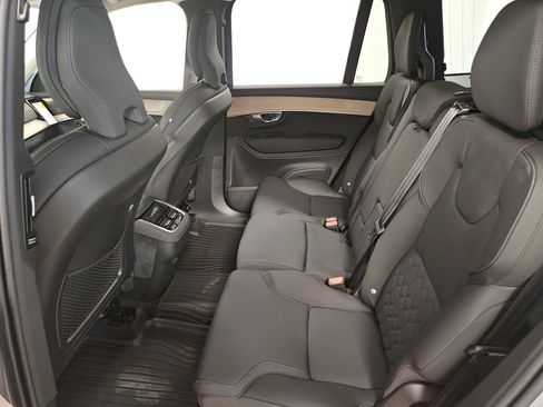 New 2026 Volvo XC90 B5 Plus w/ Protection Package AWD/4WD image 12