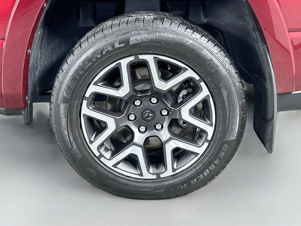 Used 2025 RAM 1500 Laramie w/ Sport Appearance Package AWD/4WD image 35