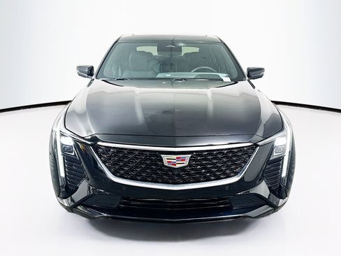 Used 2025 Cadillac CT5 Premium Luxury RWD image 2