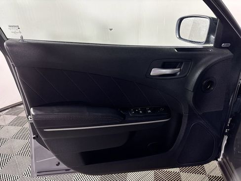 Used 2023 Dodge Charger SXT image 10