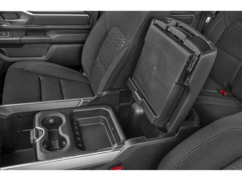 Used 2025 RAM 1500 Big Horn AWD/4WD image 17