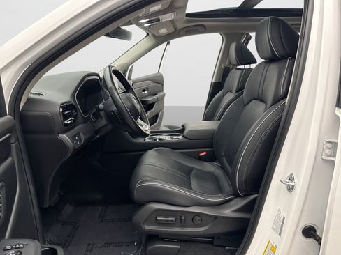 Used 2023 Honda Pilot Elite image 13
