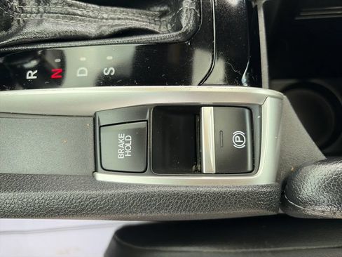 Used 2020 Honda Civic Touring image 28