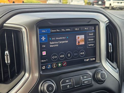 Used 2020 Chevrolet Silverado 1500 LT w/ All-Star Edition AWD/4WD image 17