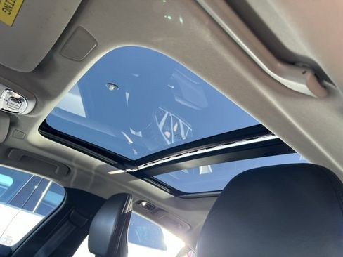 Used 2021 Volvo S60 T5 Momentum w/ Protection Package Premier image 2