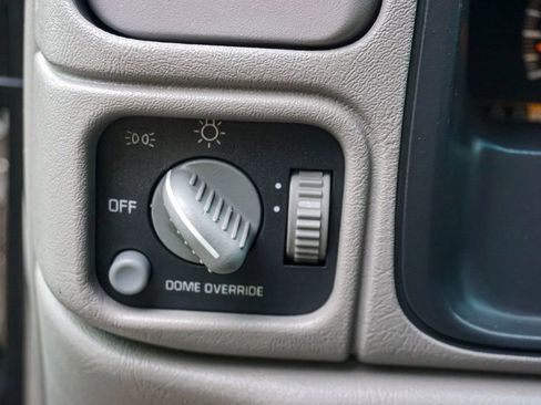 Used 1998 Chevrolet Silverado 1500 4x4 Extended Cab w/ Preferred Equipment Group 2 image 39