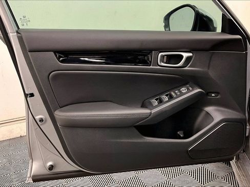 Used 2024 Honda Civic Touring image 24
