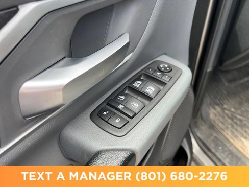 Used 2022 RAM 1500 Big Horn AWD/4WD image 14