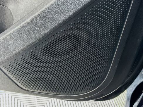 Used 2019 Ford Ranger XLT w/ Equipment Group 302A Luxury image 18