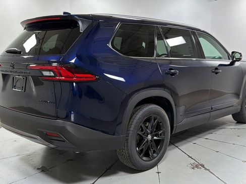 New 2026 Toyota Grand Highlander Platinum image 5