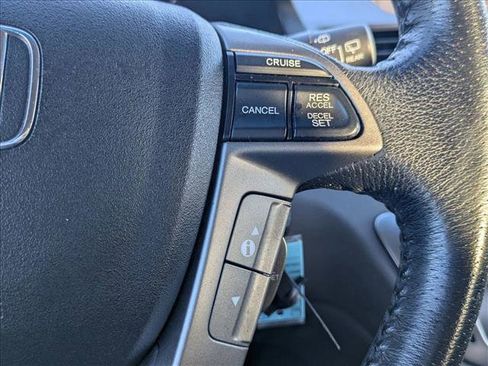 Used 2012 Honda Odyssey Touring image 12