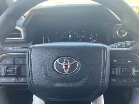 Used 2025 Toyota 4Runner SR5 image 16