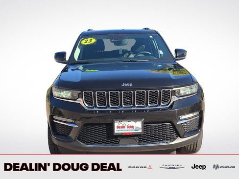 Used 2023 Jeep Grand Cherokee Limited AWD/4WD image 9