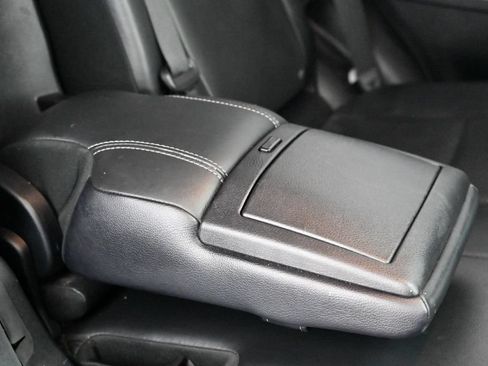 Used 2018 Toyota 4Runner Limited AWD/4WD image 40