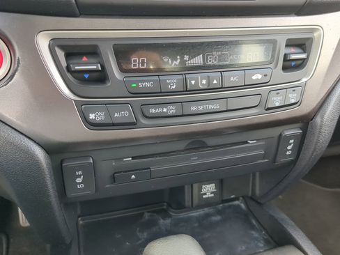 Used 2017 Honda Ridgeline RTL image 25