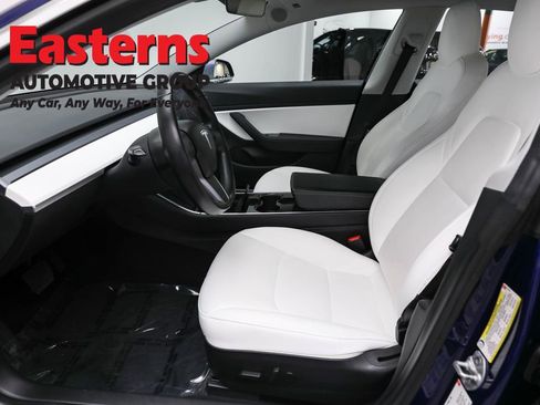 Used 2018 Tesla Model 3 Long Range image 15