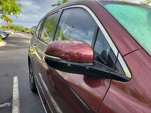 Used 2019 Honda Pilot Touring image 10