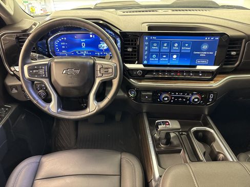 Used 2023 Chevrolet Silverado 1500 LT Trail Boss w/ LT Trail Boss Premium Package image 31