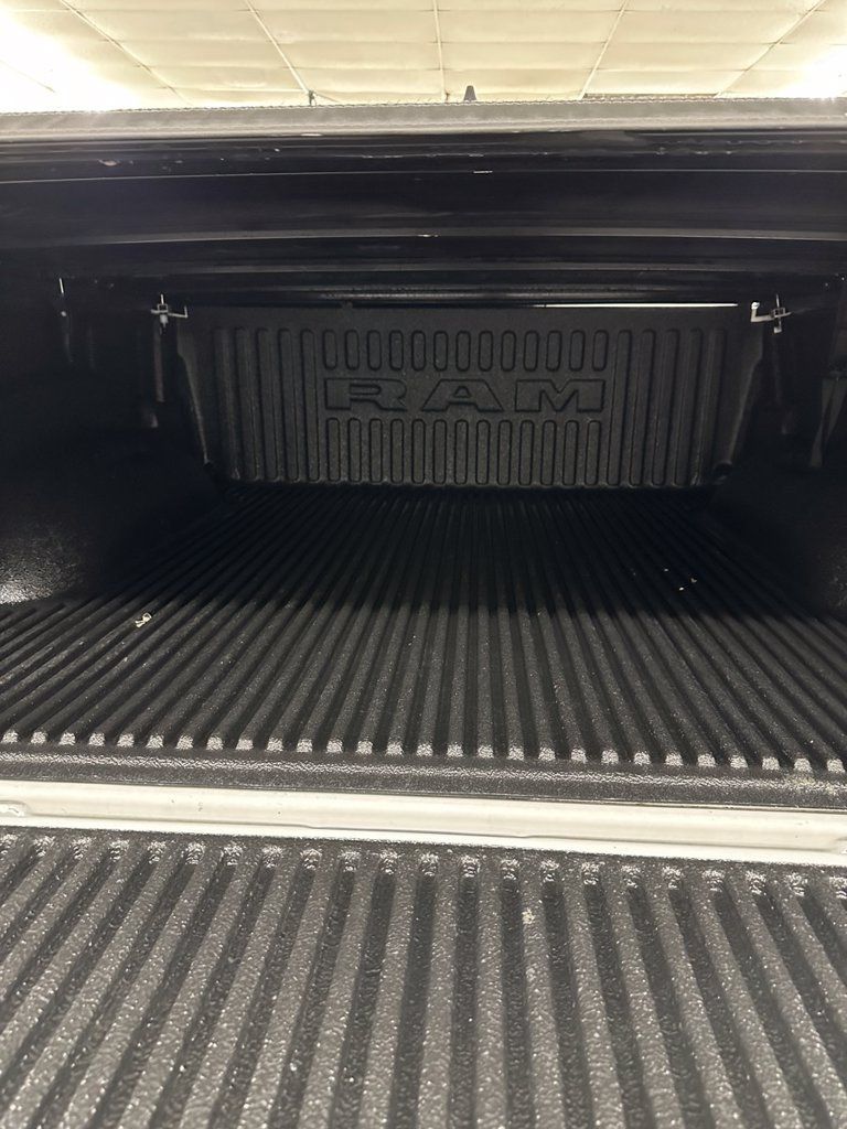 Used 2024 RAM 1500 Big Horn AWD/4WD image 30