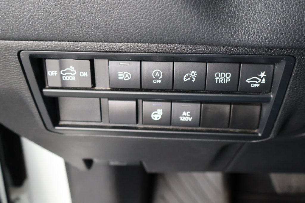 Used 2023 Toyota Tundra Limited AWD/4WD image 29