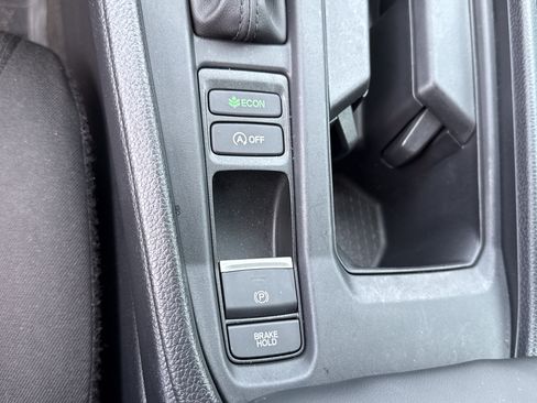 Certified 2025 Honda Accord LX image 30