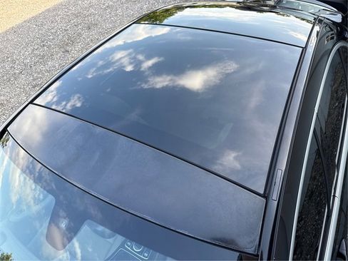 Used 2018 Mercedes-Benz C 300 Sedan image 13