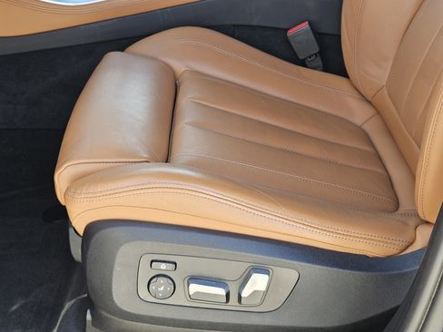 Used 2022 BMW X5 sDrive40i w/ M Sport Package image 26