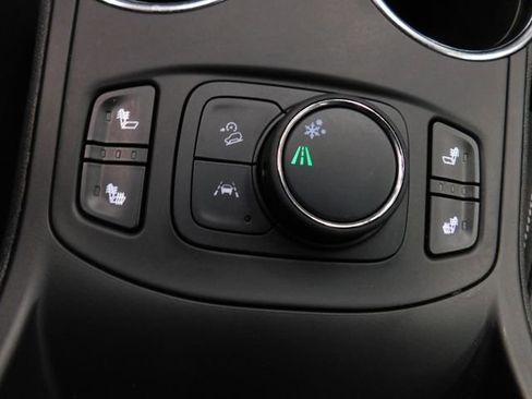 Used 2023 GMC Terrain SLT image 29