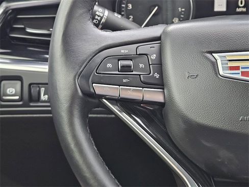 Used 2021 Cadillac XT6 Premium Luxury image 27