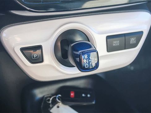 Used 2017 Toyota Prius Two w/ Carpet Mat Package image 35