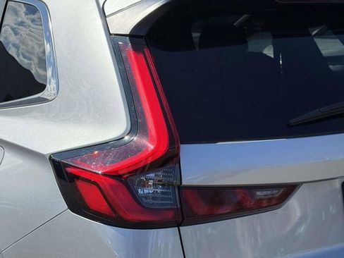 Certified 2023 Honda CR-V EX image 9