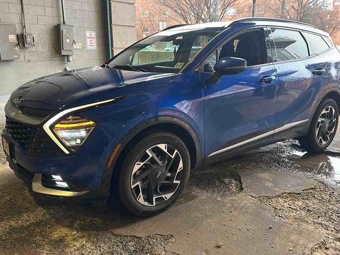 Certified 2023 Kia Sportage SX image 7