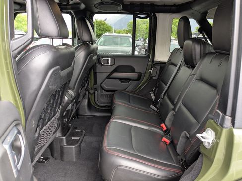Used 2021 Jeep Wrangler Unlimited Rubicon AWD/4WD image 29