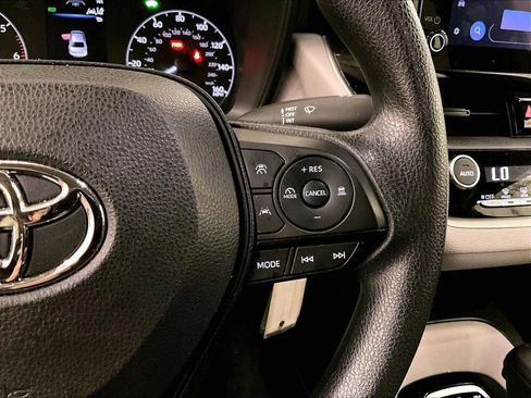Used 2024 Toyota Corolla LE FWD image 18